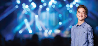 Idol.ly/insta like fox on facebook: Vancouver Teen Daniel Seavey Serenades The World On American Idol Vancouver Family Magazine