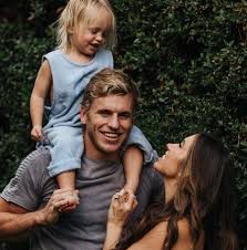 As of 2018, cooper kupp currently plays for the los angeles rams as their wide receiver. Cooper Kupp And Wife Anna Marie Kupp Are Expecting Their Second Child Glamour Fame