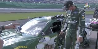 Book your primesport nascar package now and see history made in person during the nascar cup series season. Top 10 Gifs Kansas Speedway 1 2020 Nascar