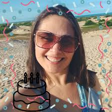 Viva Daniela Abreu!! Parabéns para a nossa jornalista, que hoje (24)  completa mais um ano de vida. Muita saúde e alegria pra você Dani!  🎂🎂🎂🎉🎉