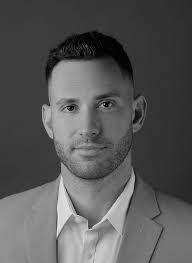 Michael Tozzi's Instagram, Twitter & Facebook