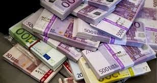 „moneda euro nu este o monedă de plată în moldova, prin urmare, în baza politicii interne, băncile noastre pot să o accepte sau nu. Bancnotele De 500 Euro Cand Vor Fi Retrase È™i Ce E De FÄƒcut DacÄƒ Cumva AveÈ›i Vreo Una