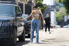 ◄◄ ◄ previous page page 4854 of 9758 next page ► ►►. Kendall Jenner S Back To Front Jeans Are Divisive To Say The Least