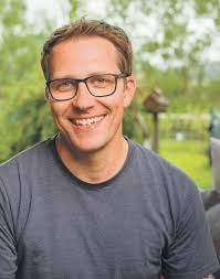 START IN DEN BLüHENDEN SOMMER!