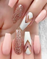 Cómo hacer uñas acrílicas paso a puedes disfrutar de unas uñas largas y elegantes, incluso si tus uñas naturales están cortas. Unas Acrilicas Naturales Largas Unas Acrilicas