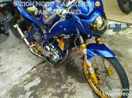 Modifikasi motorvixion jari jari memang lagi musimnya pelek jari atau tdr buat di aplikasikan kemotor nahhh silahkan bisa silahkan lihat sendiri berikut contoh untuk motor vixion anda bisa menirunya. Vixion Jari Jari Keren 2018 Jangan Lupa Like Subcribe Youtube