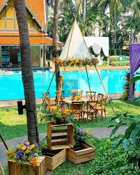 Warm yours up with an outdoor area rug and a daybed. 21 Canopy Seating Decor Ideas For Whimsical Wedding Vibes Shaadisaga