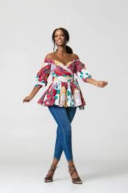 Voir plus d'idées sur le thème veste en pagne, mode femme, veste. Pin De Alisha Mbauchy Em Ankara Styles Estampas Africanas Estampas Africana
