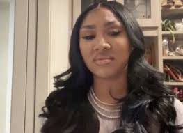 On the first date, man expresses some pretty concerning opinions, woman  realizes how bad it was only at home (link in the comments)