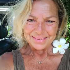 Off the shoulder dress, done my way!