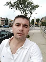 Kemi filluar nga puna për pastrimin e të gjithë plazhit nga të rërës nga  Pogradeci deri në Tushemisht. Një proces i tillë pastrimi është mjaft i  nevojshëm, pasi largojmë gurët dhe objektet