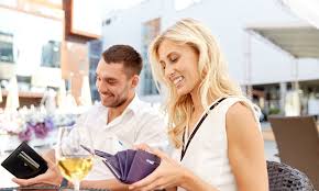 Catering for those over 50, the app set out to be more than your usual seniors dating app. Happn Has Exposed The Dating Habits Of Over Forties Daily Mail Online