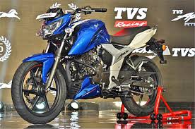 New tvs apache rtr 160 4v specs and price in india. Tvs Apache Rtr 160 4v Abs Priced From Rs 92 645 Autocar India