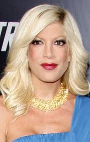 View famous persons named Tori