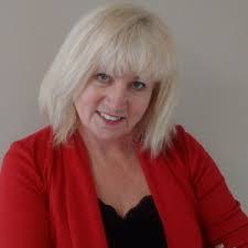 Lorna Fulton's Instagram, Twitter & Facebook