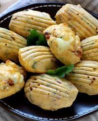 Des Madeleines Salees Au Fromage De Chevre Pour Un Aperitif Dinatoire Recette Madeleine Salee Madeleine Salee Recette