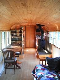 How We Improved Our Finances By Living In A Bus Avec Images Vivre Dans Un Bus Maison Bus Scolaire Autobus Scolaire