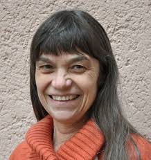 Evelyn Knecht's Instagram, Twitter & Facebook