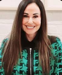 Alicia Newton's Instagram, Twitter & Facebook