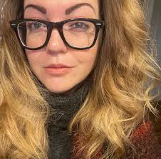 Pretty Little Liars, Paris, and Planets