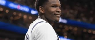 Première Vie et Début de Carrière d'Anthony Edwards : De l'Enfance à la NBA