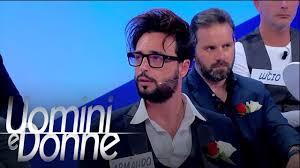 Tutto quello che cerchi lo trovi sul blog di uomini e donne. Uomini E Donne Trono Over Le Scuse Di Armando Youtube