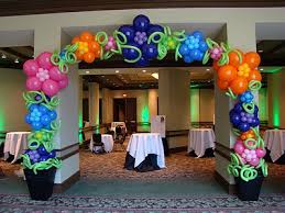 Algunos de los más divertidos son celebraciones decoradas con manualidades. Como Decorar Una Sala Para Cumpleanos