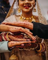 20 Fun Bridal Mehndi Poses You Wouldn T Want To Miss In 2020 Indian Wedding Photography Poses Bridal Photography Poses Bridal Mehendi Designs