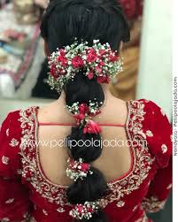 The wired crystals sprays are adjustable, can set to enhance your hair style design perfectly. Baby Breath Florals Will Always Has Unique Beauty Give You The Perf Bridal Hairstyle Indian Wedding South Indian Wedding Hairstyles Indian Wedding Hairstyles