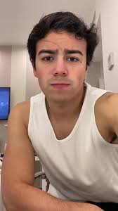 Outfit elegante y casual para cena especial