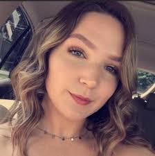 Robin Parady's Instagram, Twitter & Facebook