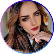 Bonnie Lombard's Instagram, Twitter & Facebook