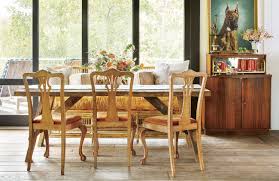 Go nuts with your canoe coffee table, your oars hanging on the walls and your bass fish that sings take me to the river. Vintage Decor In A Charming Historic Lake Cottage Cottage Style Decorating Renovating And Entertaining Ideas For Indoors And Out