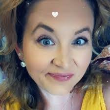 Dawn Bolinger's Instagram, Twitter & Facebook