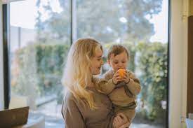 My Baby Doesn T Like To Walk Only To Be Held Yademasmama