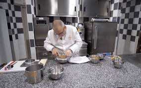 Video Apres Avoir Decroche Son Titre De Mof Cuisine Le Chef Franck Putelat S Exprime A Coeur Ouvert Food Sens