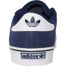 Founded in 1949 by adolf dassler, a specialist in sporting goods, based in herzogenaurach (germany). Adidas Originals Herren Rl Vintage Sneakers Blau