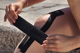 Cinta Kinesiologica Para Rodilla Modo De Colocacion En La Rodilla