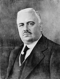 Eolie&Storia. La raccolta e lavorazione della pomice si riorganizza e  industrializza. L'intervento