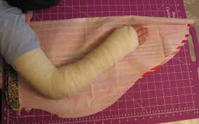 How To Make Your Own Long Arm Cast Or Splint Cover Arm Cast Cast Covers Arm It Cast