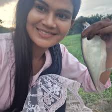 FIRST FALL MUSKY!!! In true Monday fashion- here's a little motivation! I  made a near perfect cast and immediately hung up the bait