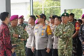 Polres Metro Jakut Gelar Pengamanan Presiden RI dalam Rangka Kunjungan Kerja  ke Kolinlamil Jakarta Utara - Tribratanews Polda Metro Jaya