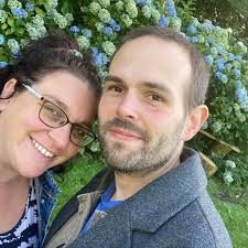 Has anyone got any recommendations for someone to do bridal hair?