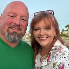 Donna deserves the world. 🎥: KELCE