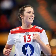 Yvette broch, née le 23 décembre 1990 à monster, est une joueuse internationale néerlandaise de après quatre saisons en lorraine, marquées par de nombreux titres, yvette broch rejoint győr, club. We All Are Hungry For More Titles Stregspiller
