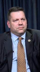 Republicans alarmed by 'frightening' anti-Trump texts between FBI employees