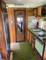 Nosey neighbors of Elkhart