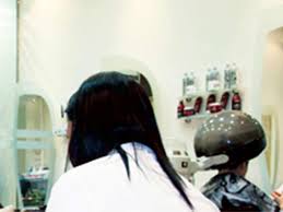 Is it too late for saving this hair? Salons Selling Lice As Hair Loss Cure Warned Health Gulf News