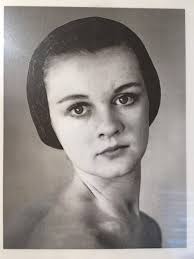 We segway back to 1969 for this week's #MondayMedallists story as we  received a lovely message over the weekend from the daughter of Gold medal  winner Jennifer Russell. It was thought Jennifer