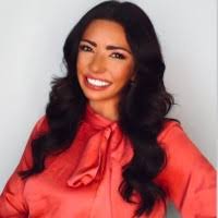 Danielle Florence's Instagram, Twitter & Facebook